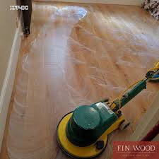 hardwood floor professional deep