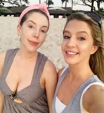 Ryan was first seen with what looked a baby bump when she was on celebrity juice last week, but didn't say anything about being pregnant. Katherine Ryan On Instagram White Women Try To Go To The Beach 2020 Kerriemryan Katherine Ryan Katherine Canadian Comedians