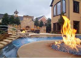 8 outdoor fireplace and fire pit design