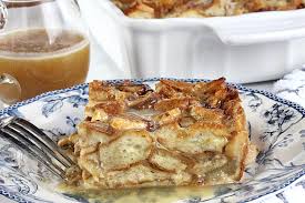 apple cinnamon croissant bread pudding