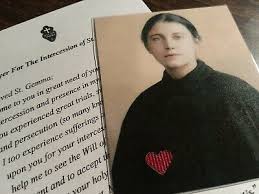 You know how painful it is to have doctors cauterize your back and how restricting it is to wear an iron brace. St Gemma Galgani Holy Photocard With Relic Prayer New Laminated Ebay