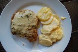 Here's a great scalloped potato recipe that's so easy and absolutely delicious. Momfessionals Best Porkchops And Au Gratin Potatoes