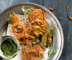 Las recetas de cocina hindú tienen influencias de culturas tan diversas como la portuguesa, mongol o inglesa entre otras, dando como resultado una cocina con el pescado es más común en el sur de la india. Cuatro Recetas De Comida India Para Hacer En Casa
