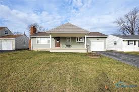 712 Edith Ave Findlay Oh 45840 Zillow