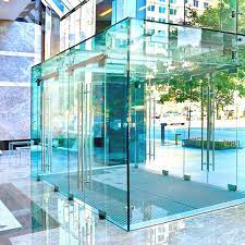 1350 I Street Glass Vestibule