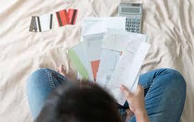 How to Consolidate Debt with Bad Credit I Credello