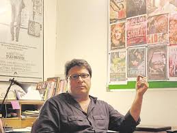director tigmanshu dhulia says no to