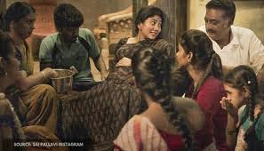 Paava kadhaigal is based on prejudice, gender, equality and acceptance. Sai Pallavi S Oor Iravu In Paava Kadhaigal Will Showcase A Tale Of Honour Over Love