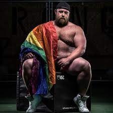 Gay Irish strongman celebrates Pride with his fiancé for the first time -  Outsports