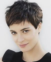Short blonde bob with tousled waves. 20 Stylish Very Short Hairstyles For Women Styles Weekly