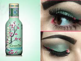 this arizona green tea eye makeup look