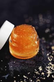 sugar lip scrub with honey