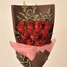 love red roses bouquet delivery in