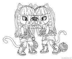 Grow their interest in smart fashion through these free printable monster high coloring pages. Monster High Coloring Pages Batsy Claro Coloring4free Coloring4free Com