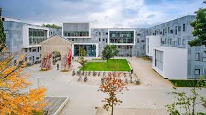 In 2011 it was attended by 11,034 students; Baubeginn Im Sommer 2019 So Sieht Das Neue Studienzentrum Der Uni Osnabruck Aus