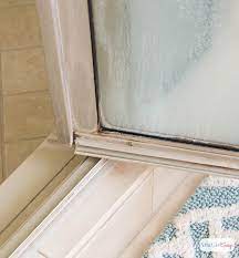Clean Mold And Mildew In The Bathroom