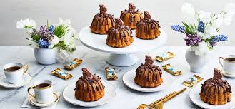 This dark chocolate bundt cake is a chocolate lover's dream. Easter Mini Chocolate Chip Bundt Cake Recipe Ghirardelli