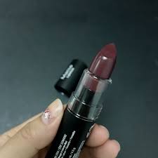 nyx matte lipstick mls37 dark era