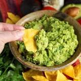 Should guacamole be served cold?
