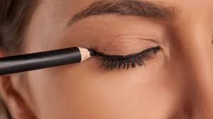 how to make eyeliner stay all day l