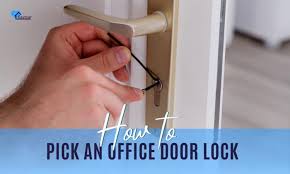 how to pick an office door lock 3