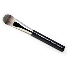 foundation brush with finest synthetic