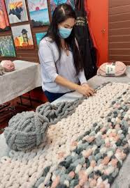 chunky knit blanket cheers n paint