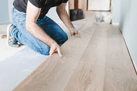 laying laminate flooring