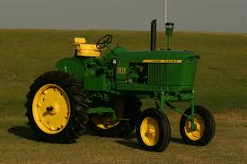 With new equipment under cold weather conditions, you shouldn't have any problem starting a diesel engine. John Deere Maintenance Monday Diesel Tractor Shut Off Successful Farming