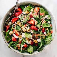 spinach strawberry walnut salad pinch