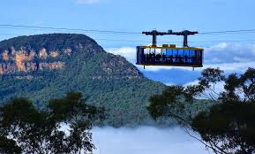 So you want to visit the blue mountains but you can't decide if you need to book a guided tour or if you can do it alone using public transport or a rental car? Self Drive Tour Melbourne Healesville Blue Mountains Sydney More 14 Days Kimkim