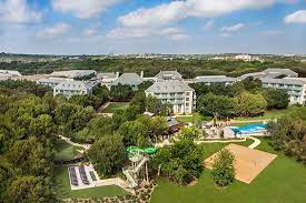 san antonio hotels with waterparks