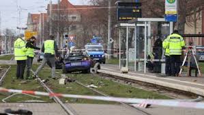 Ask julia jasmin rühle a question now. Unfall In Leipzig Auto Erfasst Mehrere Fussganger Drei Tote
