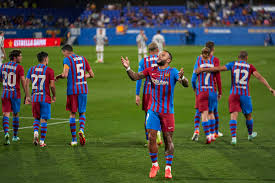 Més que un club we ❤️ #culers #forçabarça & #campnou get the new kit! Four Things We Ve Learned About The New Barcelona Team This Summer Barca Blaugranes