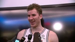 「jakob poeltl」の画像検索結果