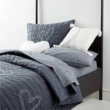 Charcoal Heart Organic Bedding Crate