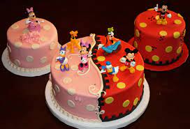 mickey cakes 001 twin birthday cakes