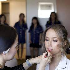 top 10 best freelance makeup artist in