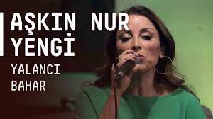 Aşkın Nur Yengi - Yalancı Bahar / #akustikhane #sesiniac - YouTube