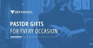 what is a good gift for a pastor