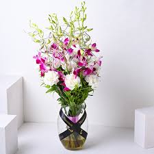fl haven in a vase flower
