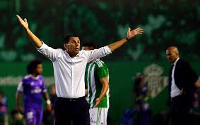 Gustavo poyet was born on november 15, 1967 in montevideo, uruguay as gustavo augusto poyet domínguez. Gustavo Poyet Failing To Push Real Betis In A Different Direction