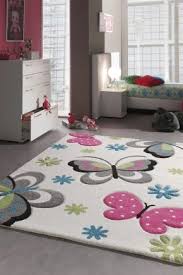 Много родители предпочитат да снасят цял етаж килим, премахване на краищата под цокъл. Detski Kilimi 62 Snimki Dizajnerski Krgli Modeli Na Poda V Stayata Hipoalergichni Kilimi Za Deca Turski Produkti Za Tijnejdzhri