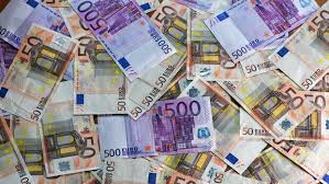 This free currency exchange rates calculator helps you convert us dollar to euro from any amount. 20 Jahre Euro Deutschland Ist Der Grosste Gewinner Des Euros