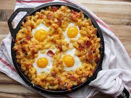 breakfast mac and cheese with baked