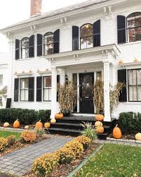 Best of Instagram: Fall Decor Ideas | Colonial house exteriors, Beautiful  homes, House exterior gambar png
