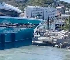 superyacht worth 65m smashes into dock