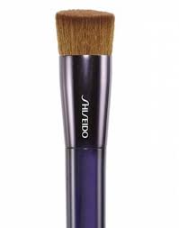shiseido foundation brush beauty review