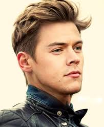 There was a time that chin length locks was an expression of rebellion and that is somewhat true today. 60 Best Medium Length Hairstyles And Haircuts For Men 2018 Atoz Hairstyles