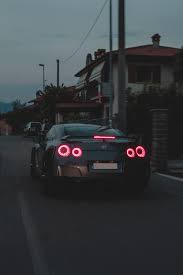 Hood that not only adds an exposed weave finish to the car's aesthetic, . 750 Nissan R35 Gtr Pictures Download Free Images On Unsplash